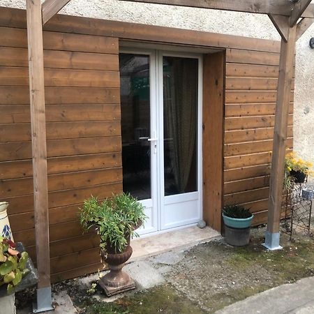 Bienvenue « A L'Ombre Du Figuier » Apartamento Pieusse Exterior foto